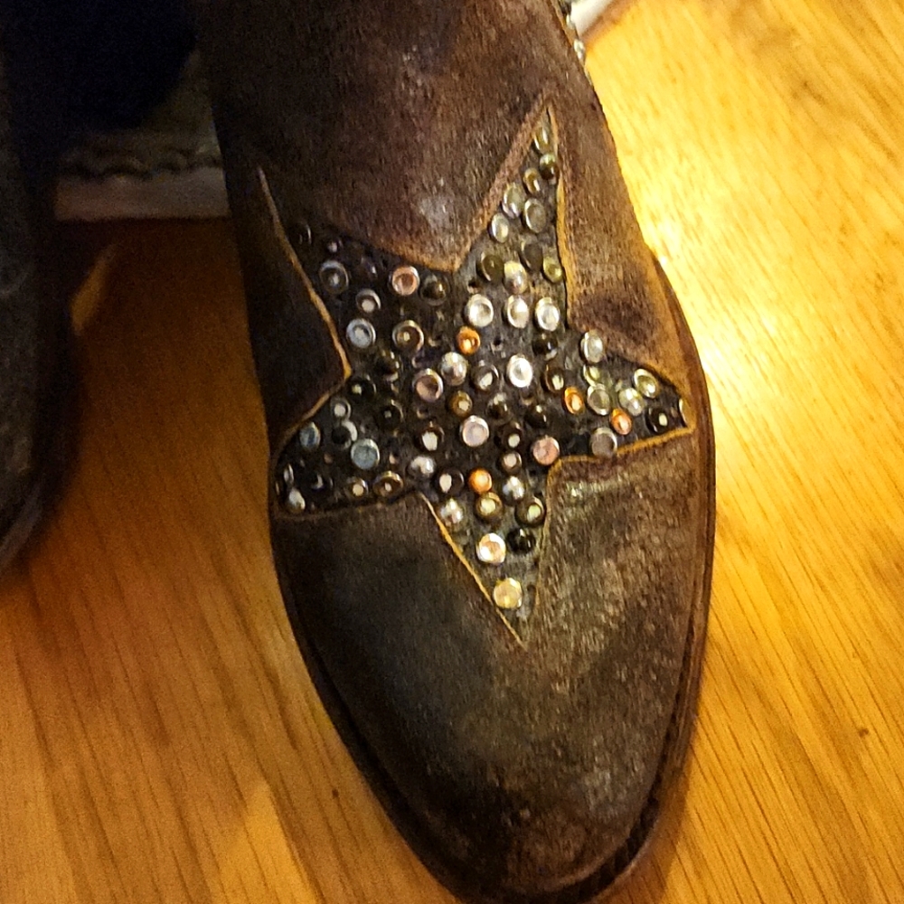 Frye Deborah Cowgirl Star studded ankle boots - Picture 12 of 12